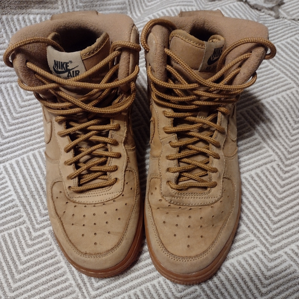 Nike Air Force 1 High-07 LV8 Wheat Gum Color Size 6.5 Youth